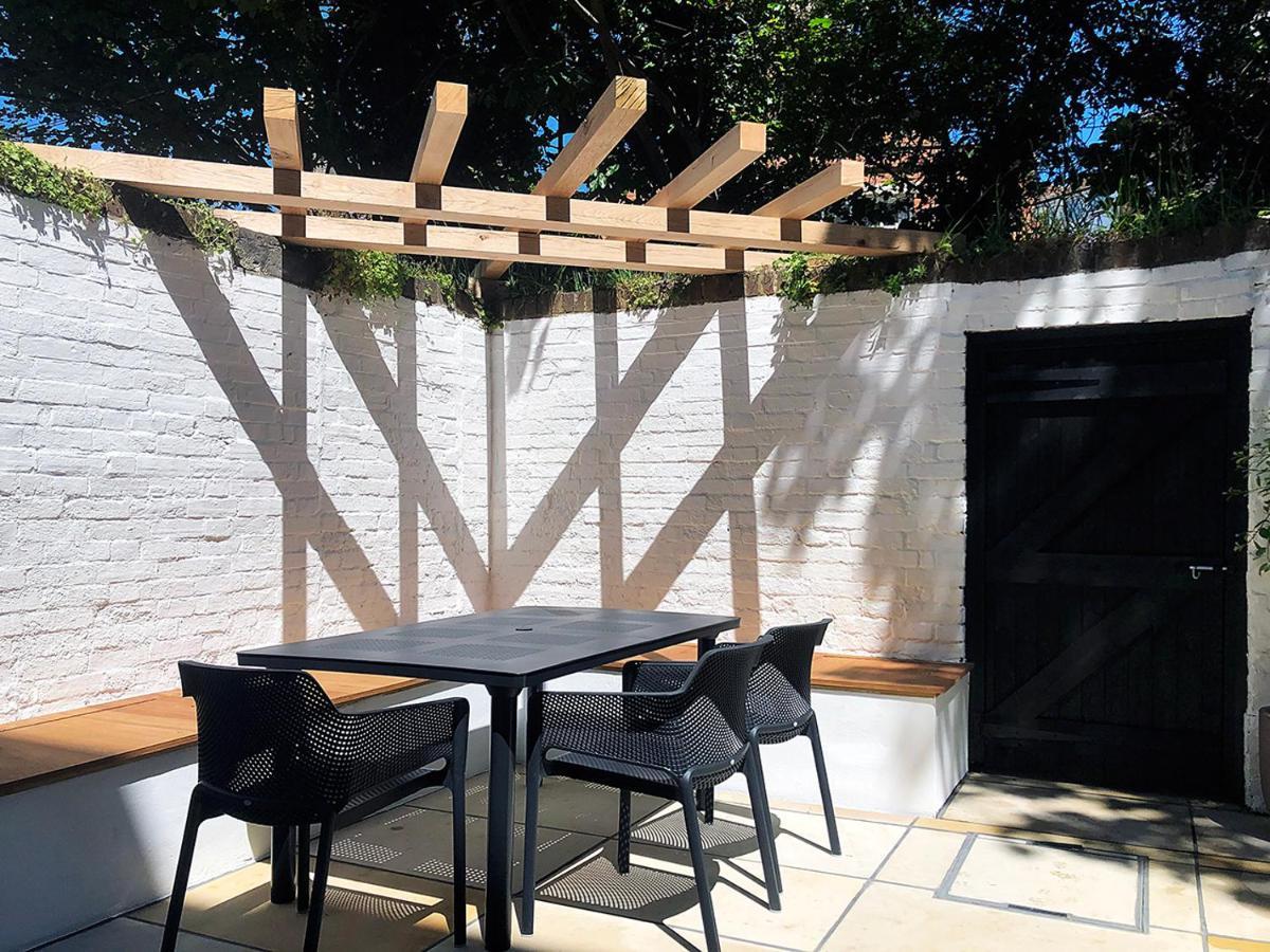 Central Hastings, Stylish-Luxe, Seaside Apartment. Εξωτερικό φωτογραφία