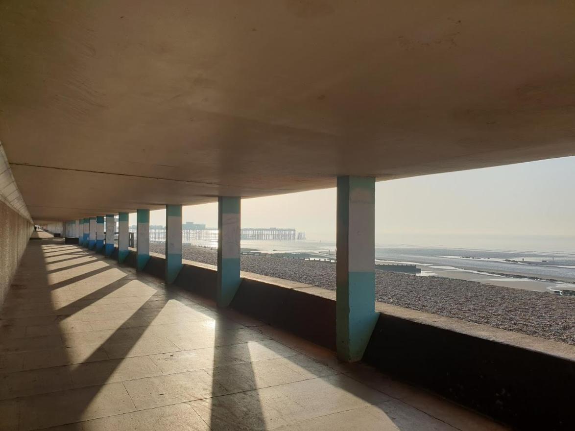 Central Hastings, Stylish-Luxe, Seaside Apartment. Εξωτερικό φωτογραφία